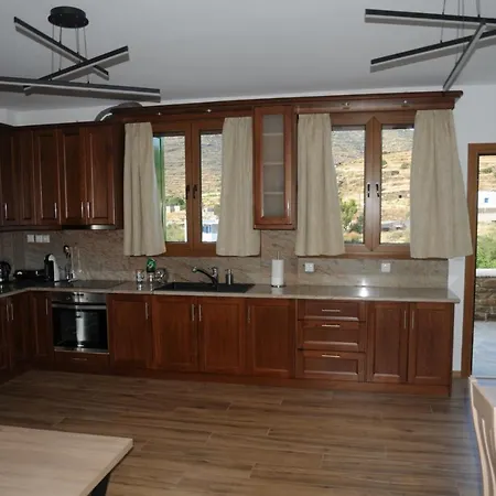Komis Crown - Luxury Holiday home Komi (Tinos)