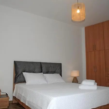 Komis Crown - Luxury * Komi (Tinos)