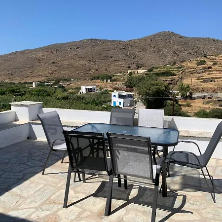 Komis Crown - Luxury Komi (Tinos)